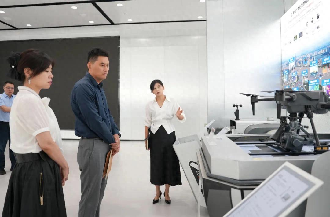 湖北交投董事长级别高管率队调研，探讨无人机智慧巡检合作新方向
