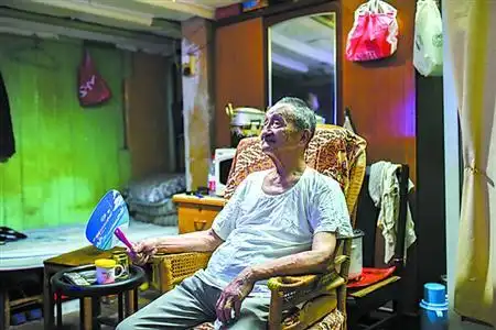 个人自己炒股怎样开户_上海老八股开户历史_90岁老股民股市经验