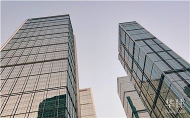 上市公司回购股票会打压股价吗？积极影响VS消极可能，全面解析股价波动原因