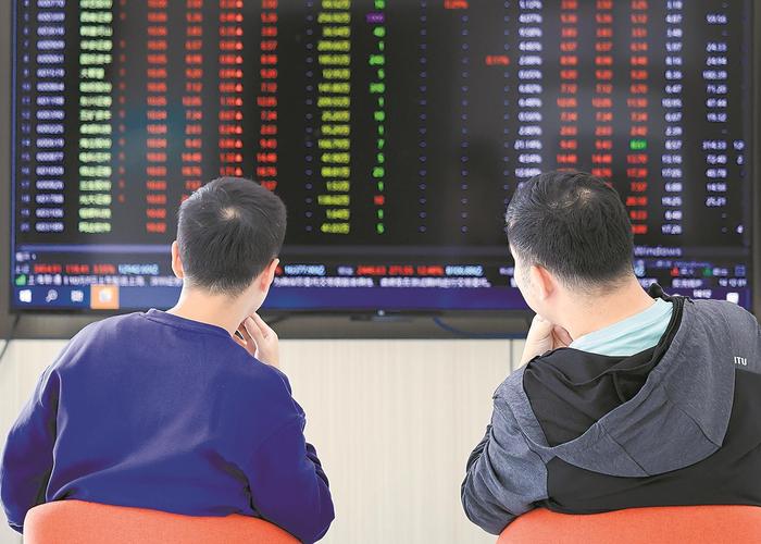 A股回暖线下配资火爆但线上平台频跑路，揭秘交易软件背后的真相